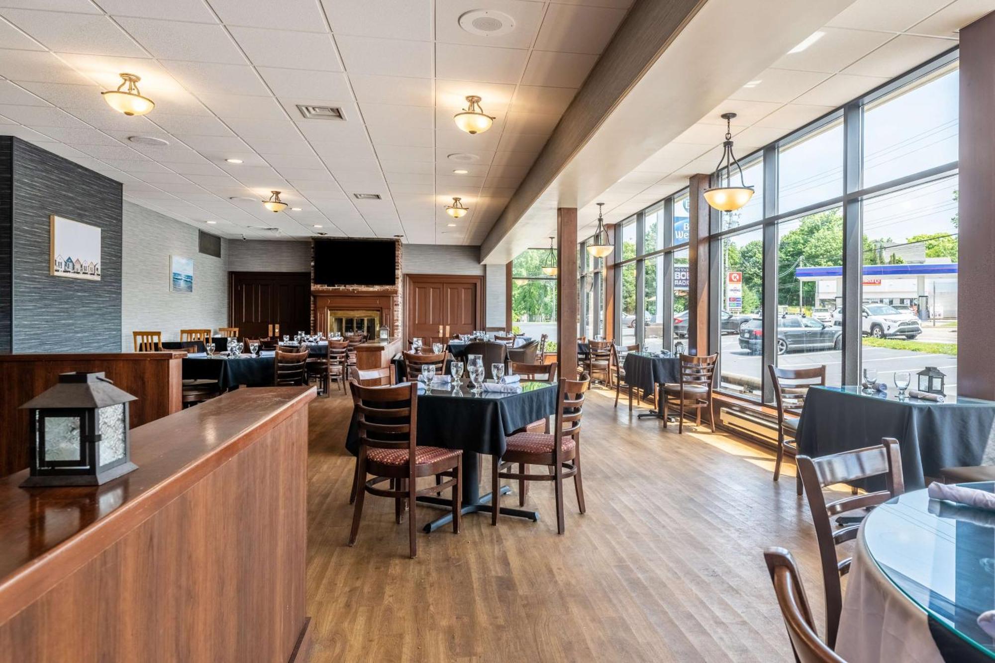 Best Western Glengarry Труро Екстериор снимка
