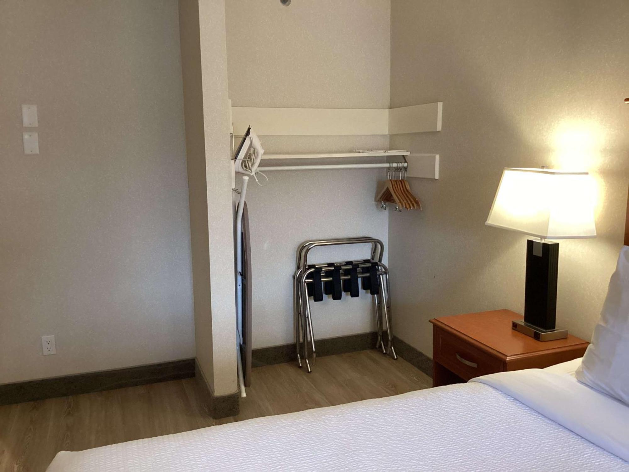 Best Western Glengarry Труро Екстериор снимка