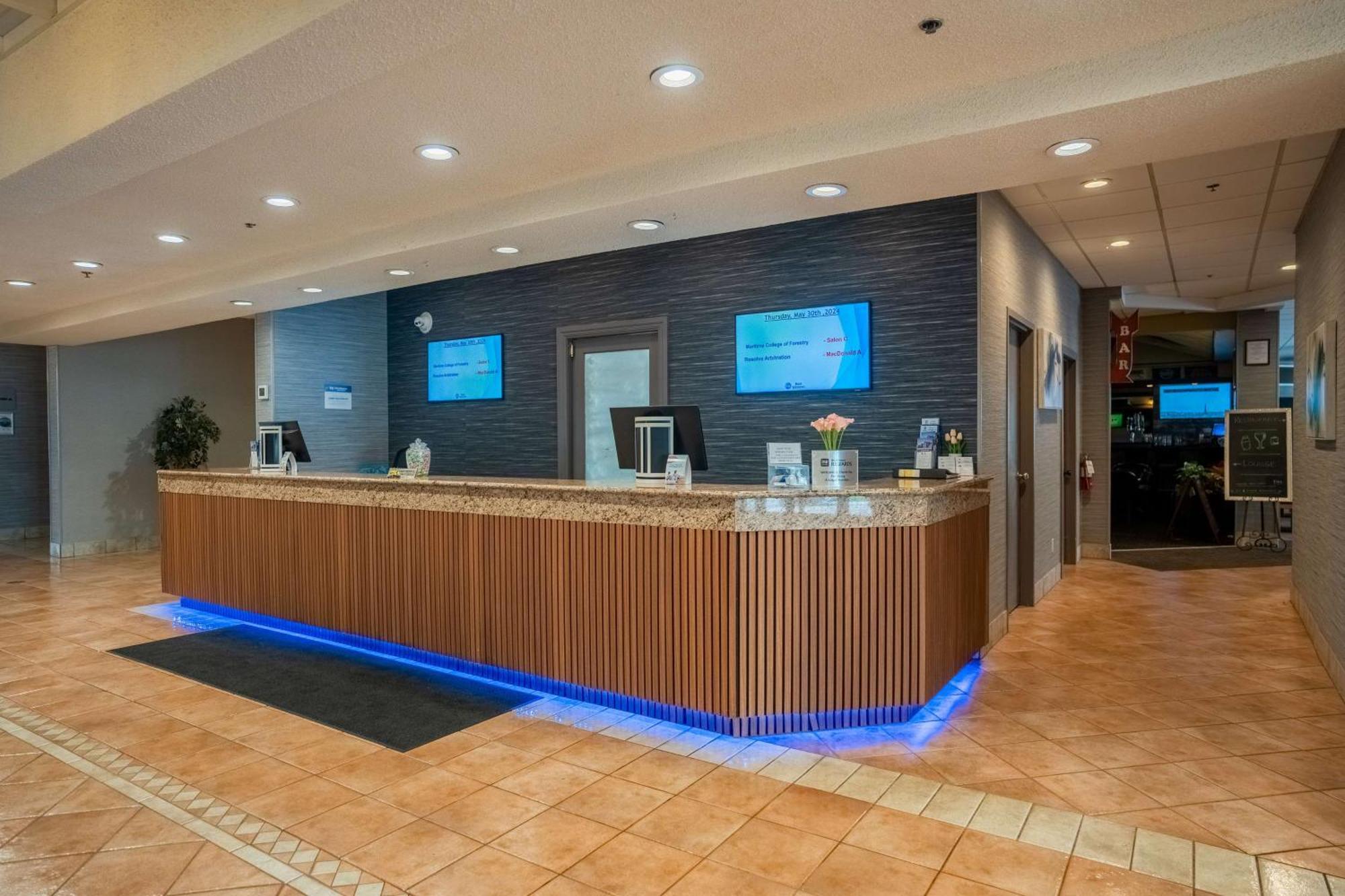 Best Western Glengarry Труро Екстериор снимка